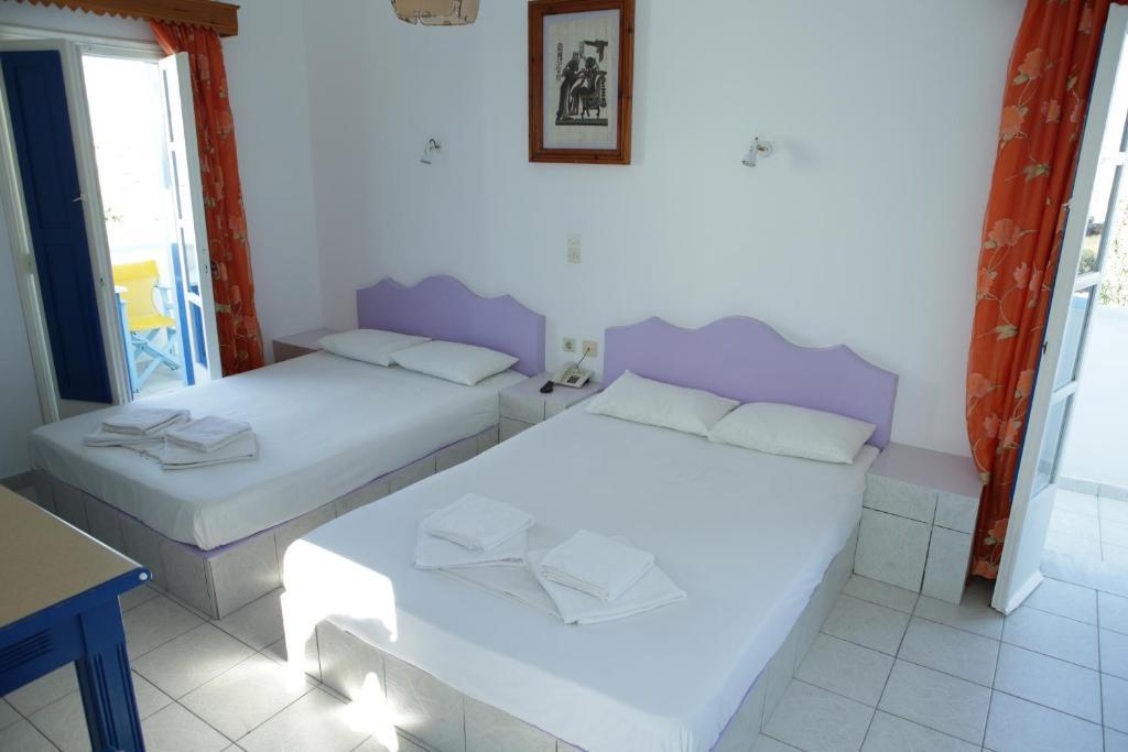 Studios Apartments Perivolos Room photo
